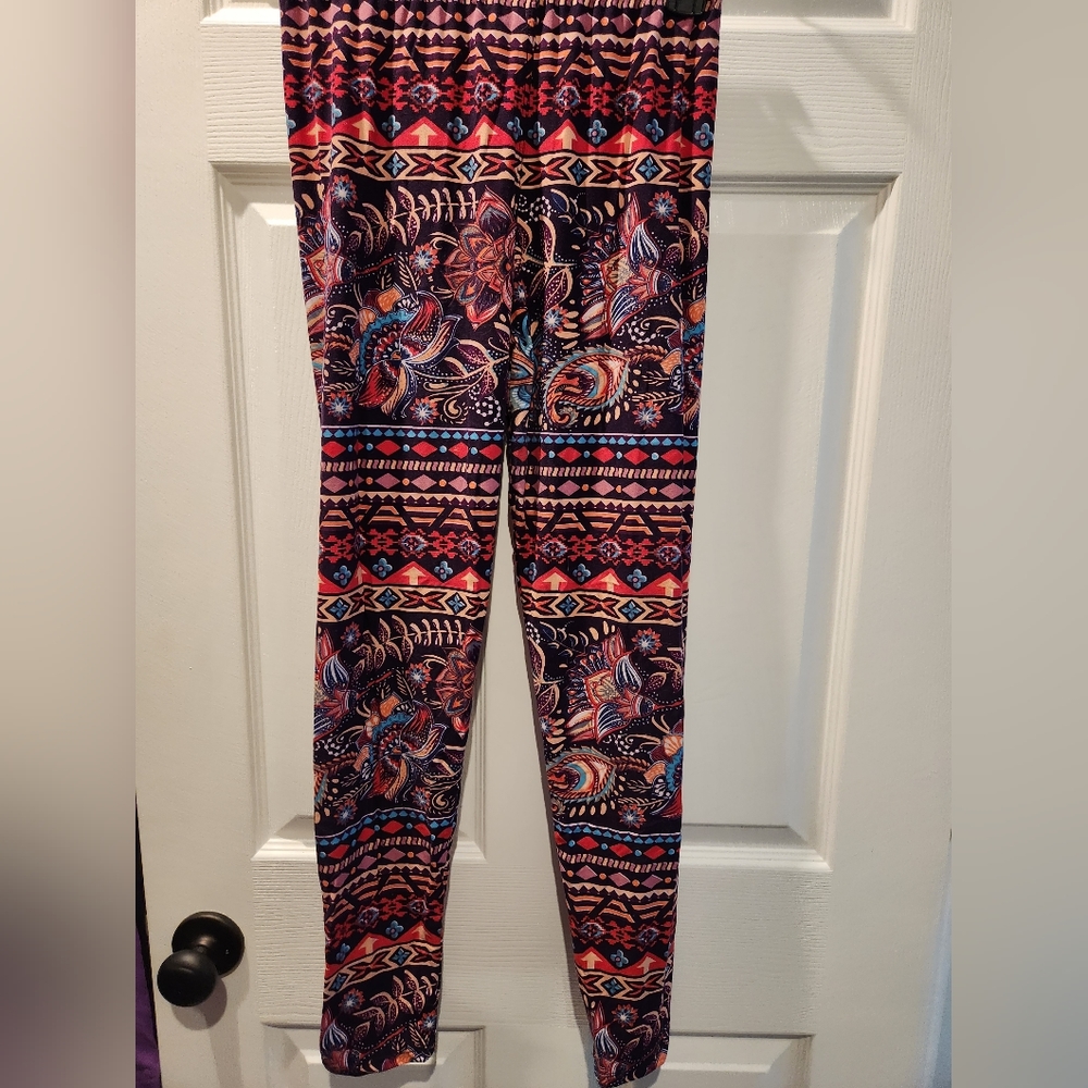 Tribal mosaic leggings